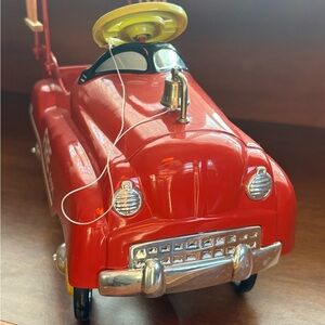 FIRE DEPT - Hook and Ladder Pedal Car - 1:3 Scale - Limited Edition Xonex